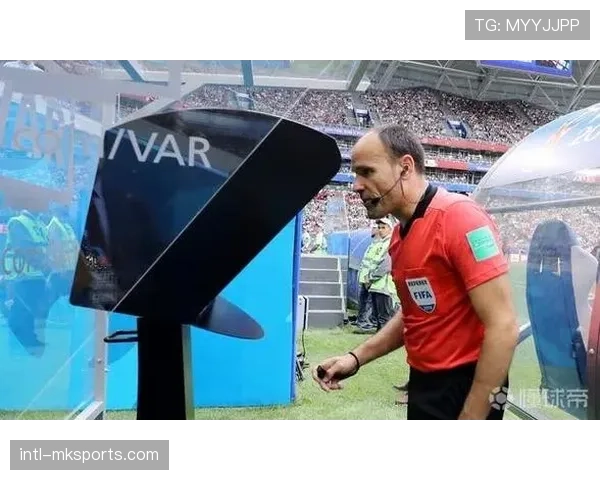 法国职业足球联盟宣布下赛季将增加比赛日补水暂停次数